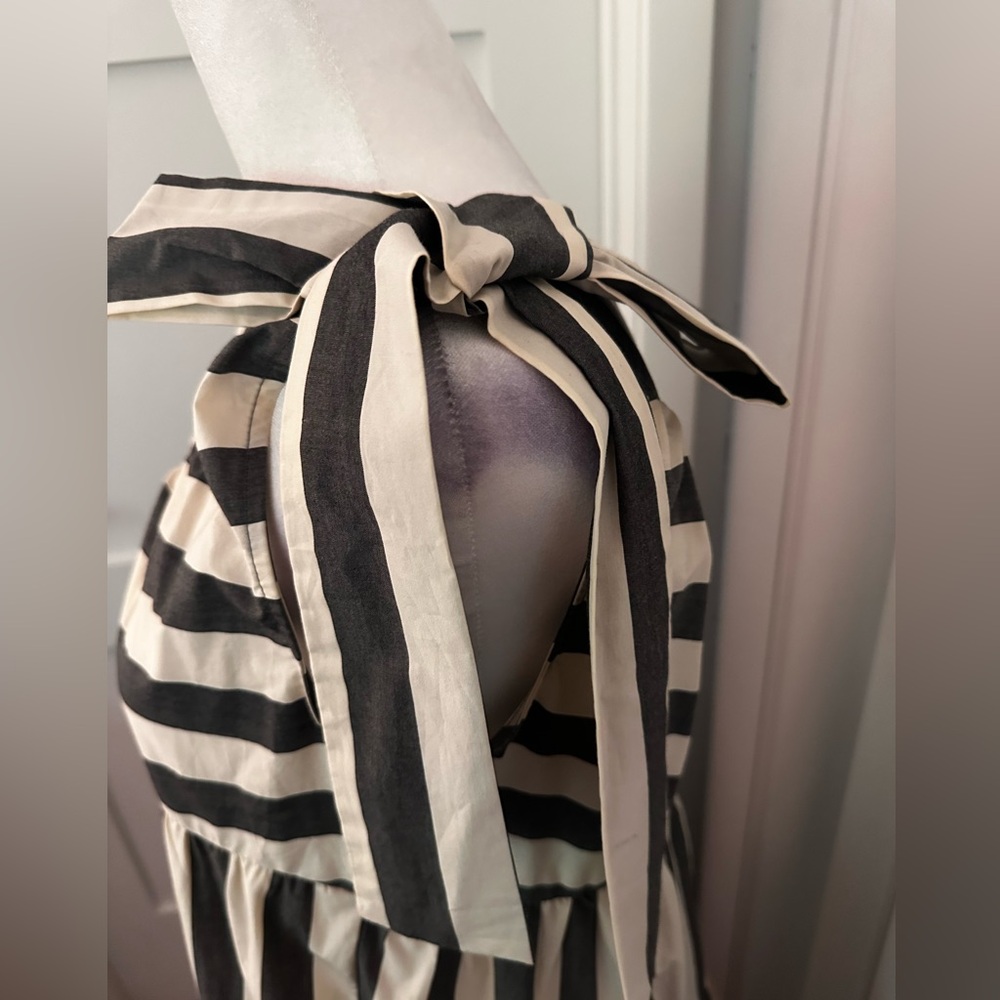 Who What Wear size XS one shoulder gray and cream striped maxi dress - Picture 4 of 7